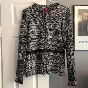 Women’s Medium zip up sweater jacket